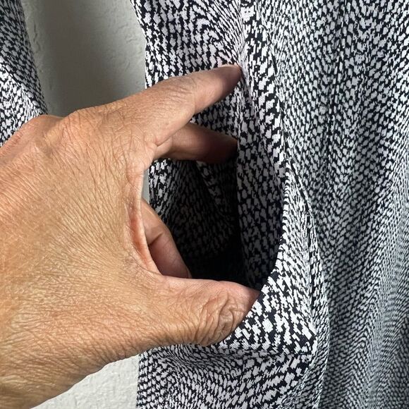 Athleta Delancy Fitted Athletic Dress - Picture 8 of 13